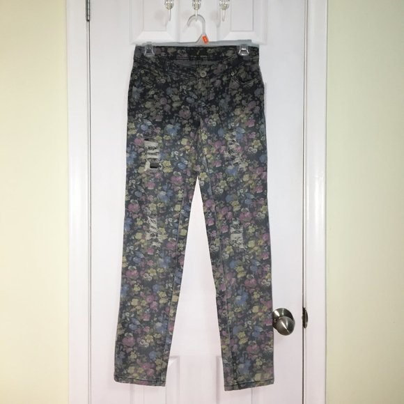 🍒5/$20🍒 g21 Floral Skinny Jeans. Cream - Picture 7 of 8